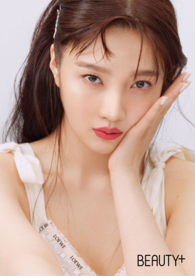 photo 3 in Red Velvet Irene gallery [id1213490] 2020-04-30 00:00:00