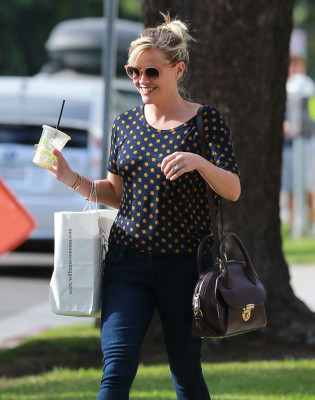 Reese Witherspoon pic #736275