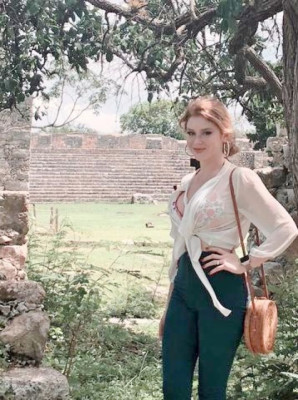 Renee Olstead pic #1043900