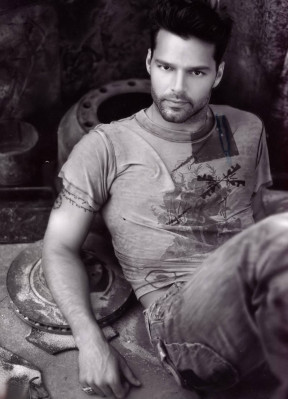 Ricky Martin pic #76571