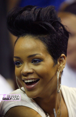 Rihanna pic #163942