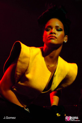 Rihanna pic #123739