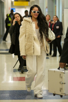 Rihanna pic #1183926
