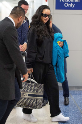Rihanna pic #1122302