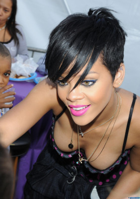 Rihanna pic #330299
