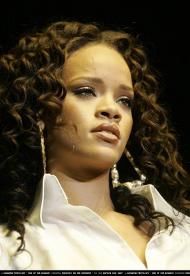 Rihanna pic #129938