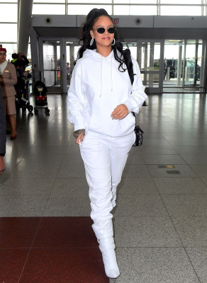 Rihanna pic #972029