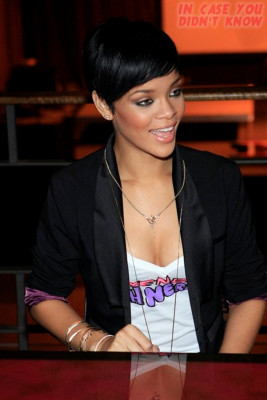 Rihanna pic #159156