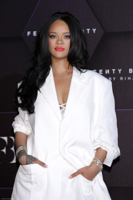 Rihanna pic #1178037