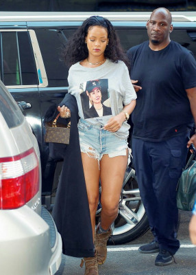 Rihanna pic #889965