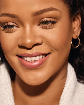 Rihanna pic #1099327