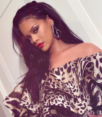 Rihanna pic #1111343