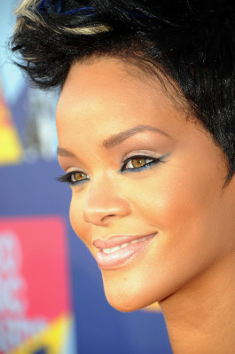 Rihanna pic #330194