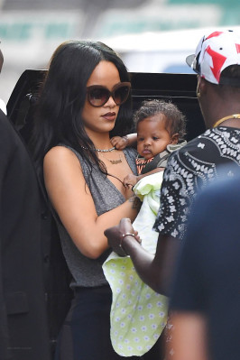 Rihanna pic #726867