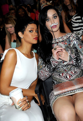 Rihanna pic #549126