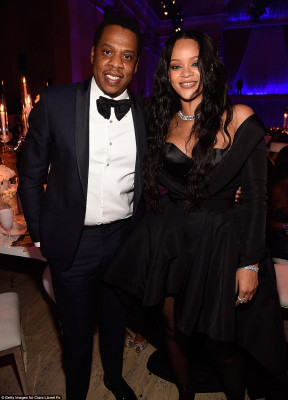 Rihanna pic #964011