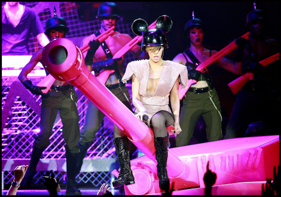Rihanna pic #254039
