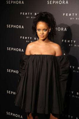 Rihanna pic #1241820