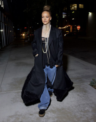 Rihanna pic #1340906