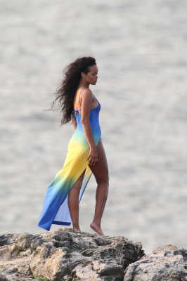 Rihanna pic #524122