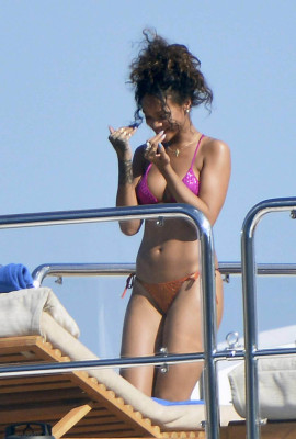 Rihanna pic #884343