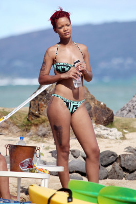Rihanna pic #285797