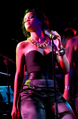 Rihanna pic #150193