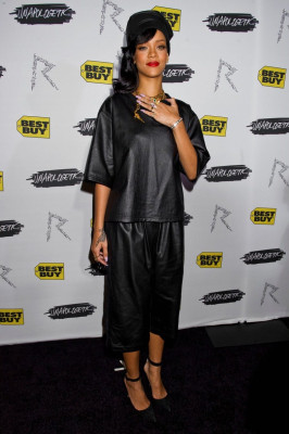 Rihanna pic #557419