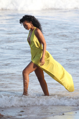 Rihanna pic #525952
