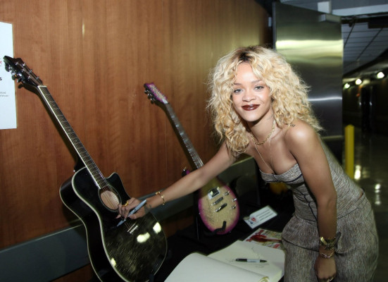 Rihanna pic #446152