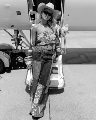 photo 6 in Rita Ora gallery [id1155246] 2019-07-19 00:00:00