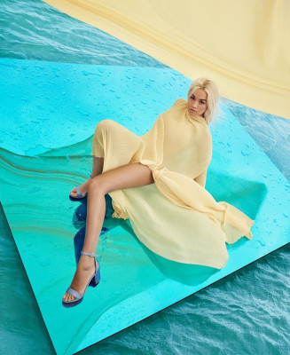 photo 11 in Rita Ora gallery [id1209780] 2020-03-31 00:00:00