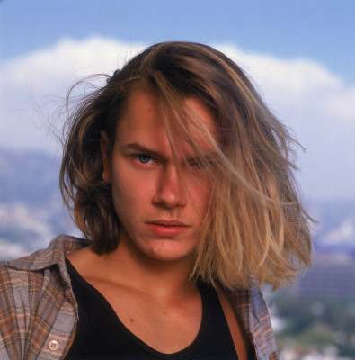 photo 4 in River Phoenix gallery [id472789] 2012-04-09 00:00:00