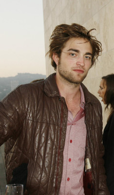 Robert Pattinson pic #127199