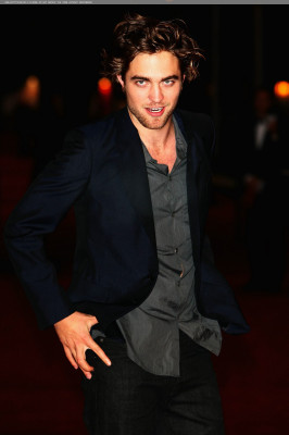 Robert Pattinson pic #183474