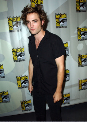Robert Pattinson pic #124440