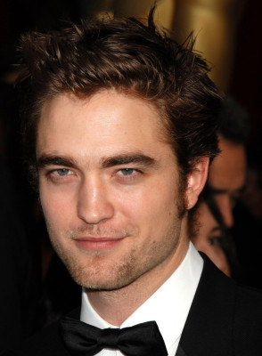 Robert Pattinson pic #307687