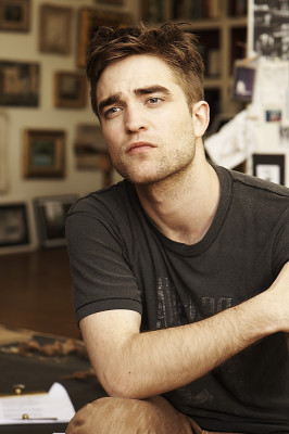 Robert Pattinson pic #355298