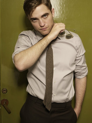 Robert Pattinson pic #335850