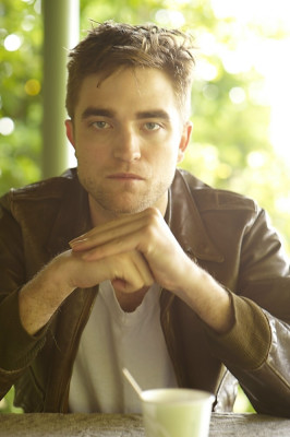 Robert Pattinson pic #340740