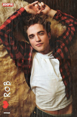 Robert Pattinson pic #209541
