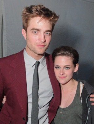 Robert Pattinson pic #293945