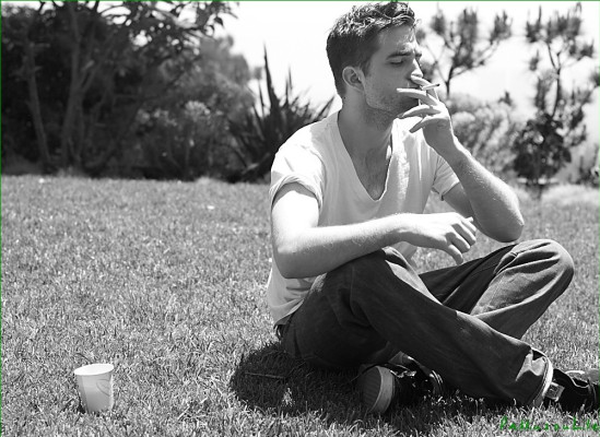 Robert Pattinson pic #302028