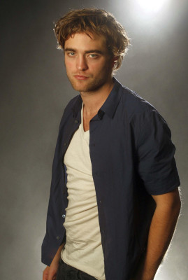 Robert Pattinson pic #195980