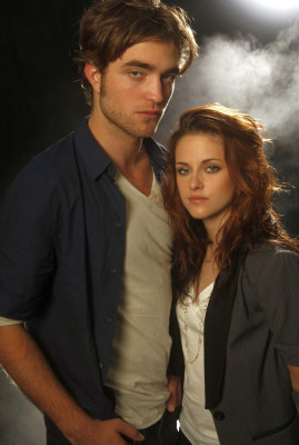 Robert Pattinson pic #195974