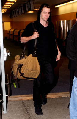 Robert Pattinson pic #153902