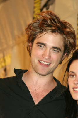 Robert Pattinson pic #124114
