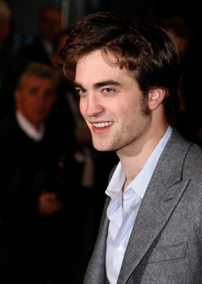 Robert Pattinson pic #245929