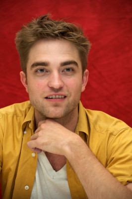 Robert Pattinson pic #265792