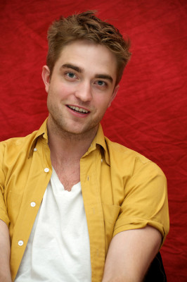 Robert Pattinson pic #265599